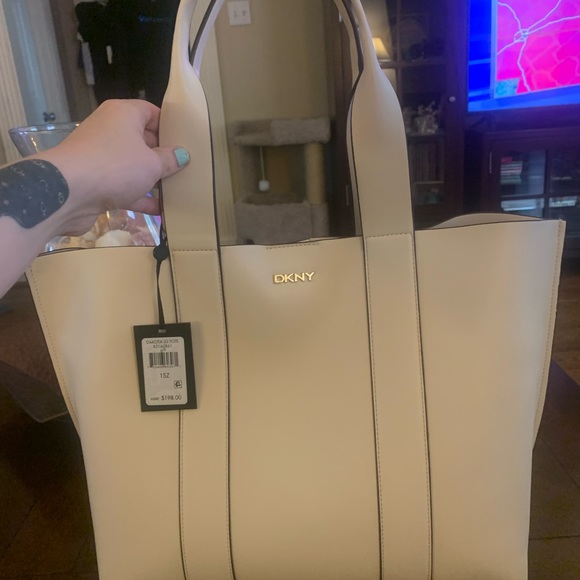 DKNY dakota large handbag - Picture 2 of 5